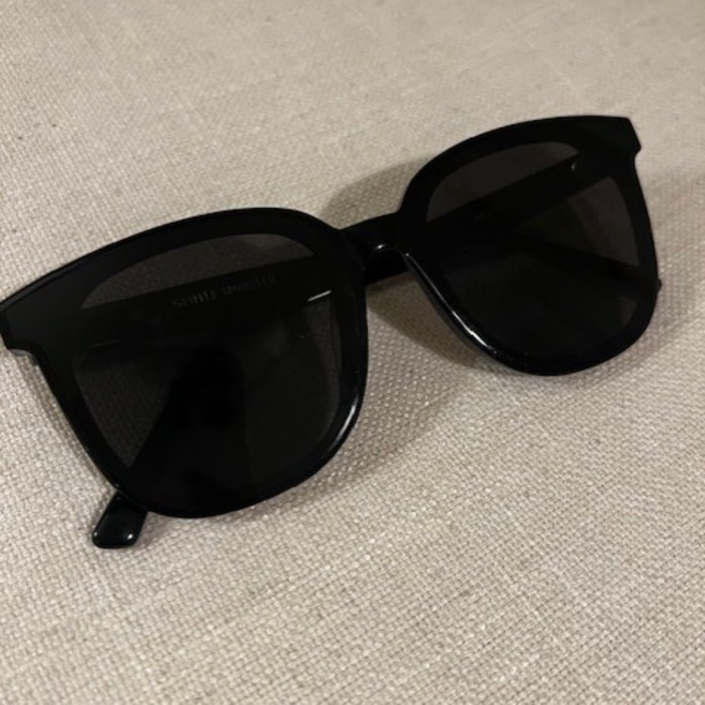 Gentle Monster Jackie 01 Black Polarized Sunglasses with Box LIKE NEW